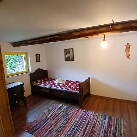 Mica Ferma Vesela * Câmpulung Moldovenesc